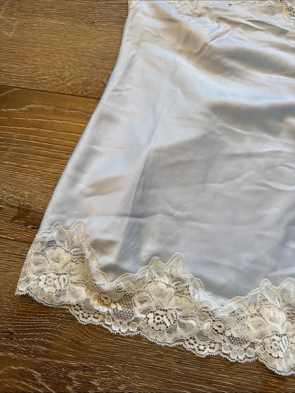 Ralph Lauren light Blue Cream Lace-Trim Satin Cami with Double Straps Medium - Picture 5 of 7